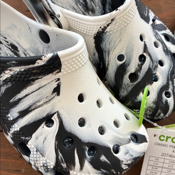 BUNDLE! N E W CROCS Kids Water Shoes - Black, White, and Navy. Sz12 - Picture 2 of 5